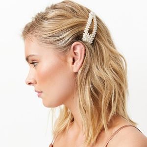 ✨NEW✨ Oversized Perfection Pearl Hair Clip 15$ for 2 - Instagram Style Trendy